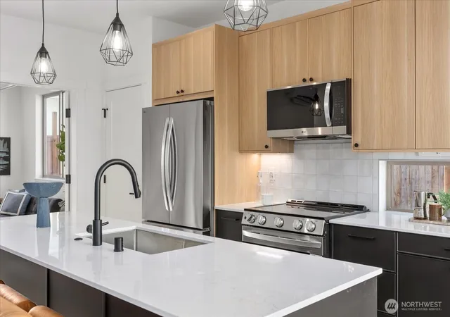 Photo 3 of Single family home for sale at 12044 Hiram Pl NE #C, Seattle, WA 98125 | MLS# NWM2587789 | Listing updated on 2026-10-01