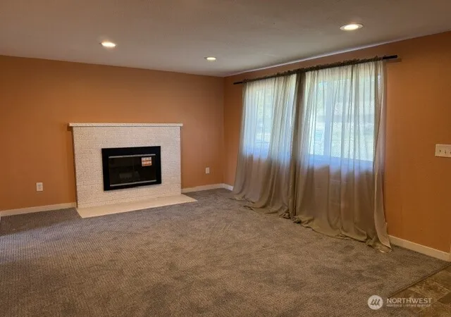 Photo 4 of Single family home for sale at 17106 6th Avenue Ct E, Spanaway, WA 98387 | MLS# NWM2587790 | Listing updated on 2026-09-28