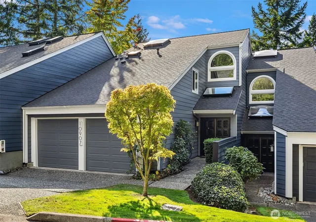 Photo 1 of Townhouse for sale at 10907 Ne 41st Drive, Kirkland, WA 98033 | MLS# NWM2587800 | Listing updated on 2026-09-26