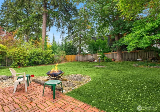 Photo 3 of Single family home for sale at 1652 104th Avenue SE, Bellevue, WA 98004 | MLS# NWM2587808 | Listing updated on 2026-09-29