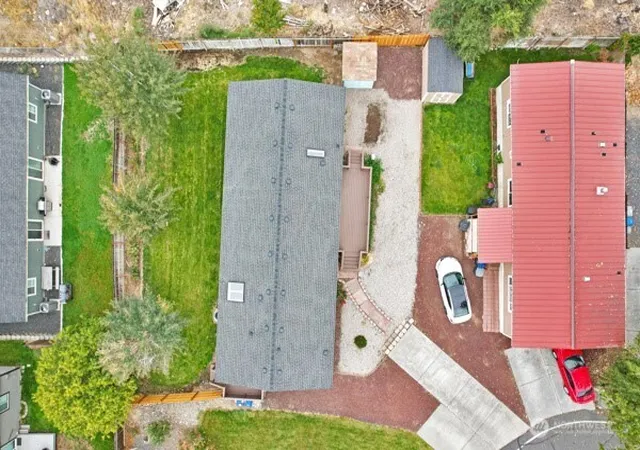 Photo 2 of Manufactured home for sale at 900 N Grape Dr #85, Moses Lake, WA 98837 | MLS# NWM2587811 | Listing updated on 2026-10-01