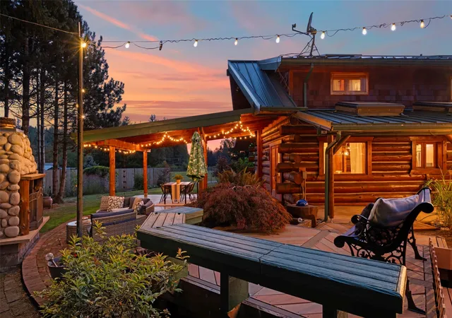 Photo 2 of Single family home for sale at 13515 SE 259th Avenue, Monroe, WA 98272 | MLS# NWM2587817 | Listing updated on 2026-10-10