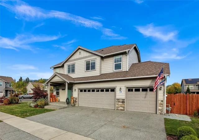 Single family home for sale at 344 Cambridge Loop, Sedro Woolley, WA 98284 | MLS# NWM2587826