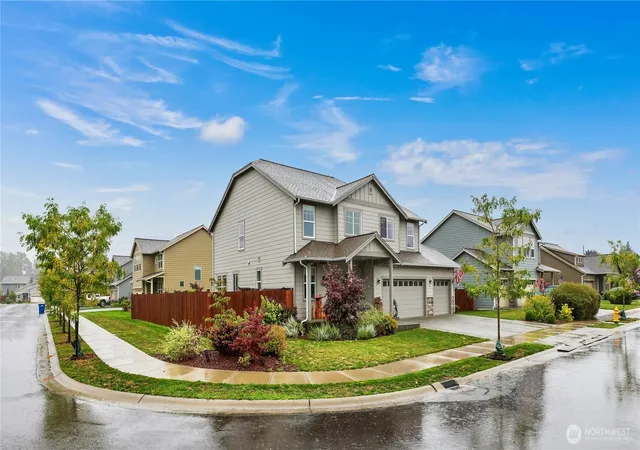Photo 2 of Single family home for sale at 344 Cambridge Loop, Sedro Woolley, WA 98284 | MLS# NWM2587826 | Listing updated on 2026-10-01