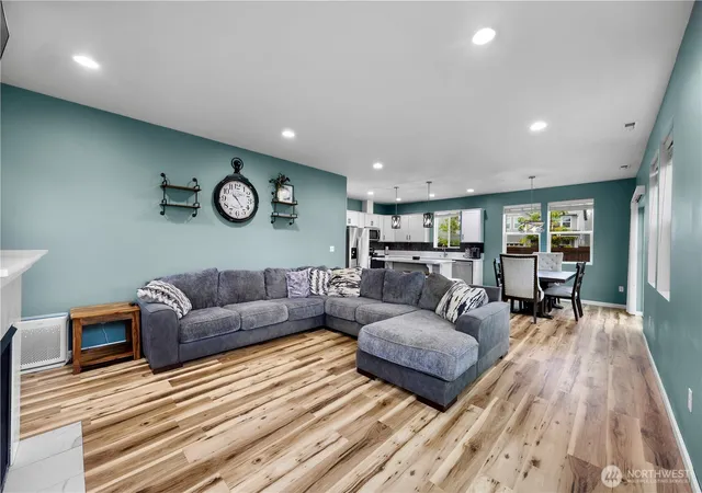 Photo 4 of Single family home for sale at 344 Cambridge Loop, Sedro Woolley, WA 98284 | MLS# NWM2587826 | Listing updated on 2026-10-01