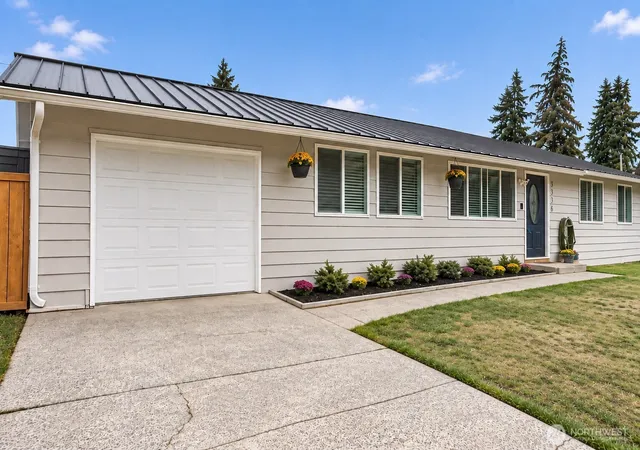 Photo 1 of Single family home for sale at 2326 Maple Ln, Steilacoom, WA 98388 | MLS# NWM2587827 | Listing updated on 2026-09-30