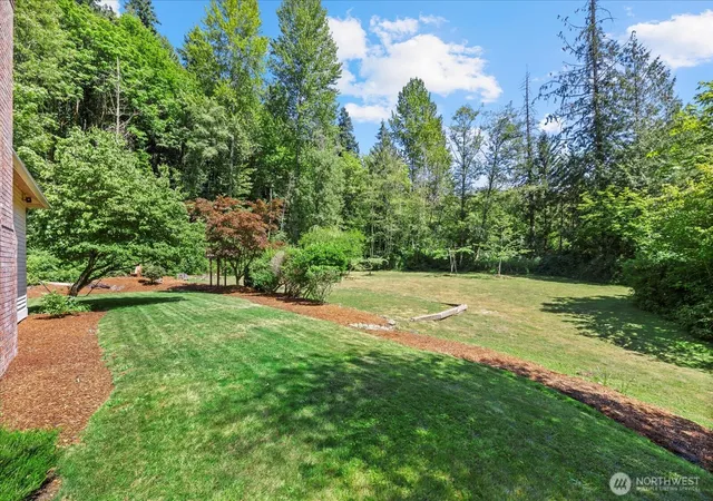 Photo 3 of Single family home for sale at 11000 164th Avenue SE, Renton, WA 98059 | MLS# NWM2587837 | Listing updated on 2026-09-26