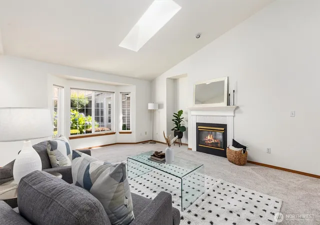 Photo 3 of Single family home for sale at 14118 Beverly Park Rd #B, Edmonds, WA 98026 | MLS# NWM2587841 | Listing updated on 2026-09-30