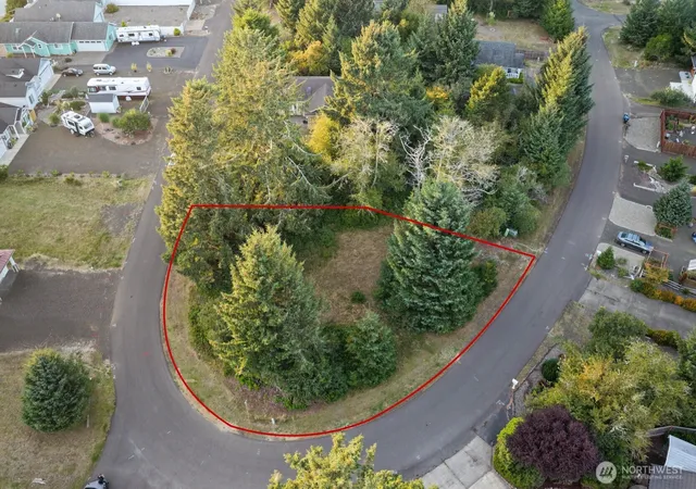 Photo 3 of Sale Pending at 643 Island Cir SE, Ocean Shores, WA 98569 | MLS# NWM2587845 | Listing updated on 2026-09-28