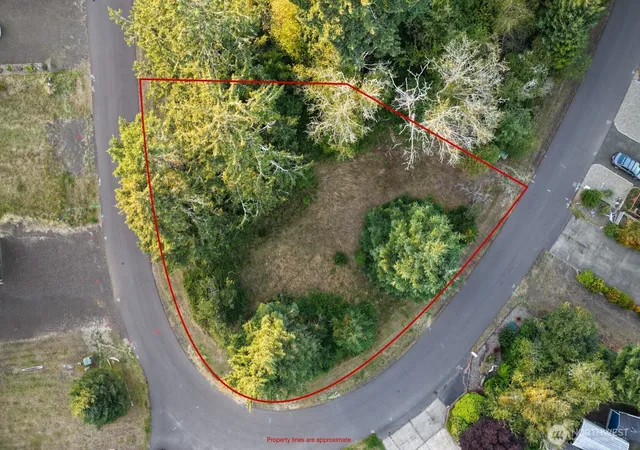 Photo 4 of Sale Pending at 643 Island Cir SE, Ocean Shores, WA 98569 | MLS# NWM2587845 | Listing updated on 2026-09-28