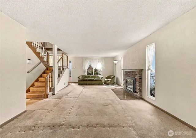 Photo 3 of Single family home for sale at 28807 20th Place SE, Federal Way, WA 98003 | MLS# NWM2587863 | Listing updated on 2026-10-02