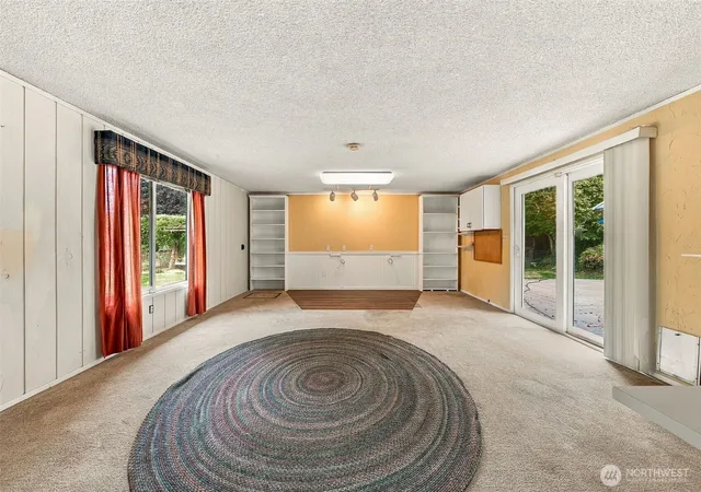 Photo 4 of Single family home for sale at 28807 20th Place SE, Federal Way, WA 98003 | MLS# NWM2587863 | Listing updated on 2026-10-02