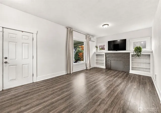 Photo 4 of Single family home for sale at 5402 S K St, Tacoma, WA 98408 | MLS# NWM2587911 | Listing updated on 2026-10-01