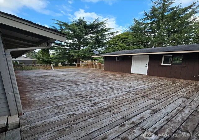 Photo 2 of Single family home for sale at 7160 Mecklem Rd, Everson, WA 98247 | MLS# NWM2587912 | Listing updated on 2026-09-28