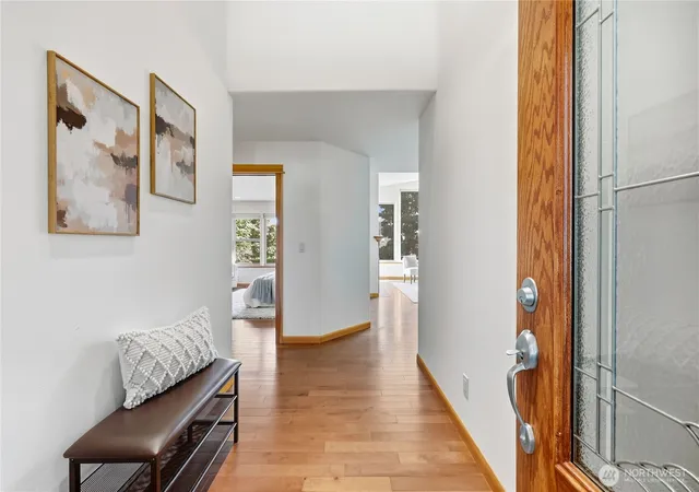 Photo 4 of Sale Pending at 52 Bluff Ln #1, Port Townsend, WA 98368 | MLS# NWM2587922 | Listing updated on 2026-09-28
