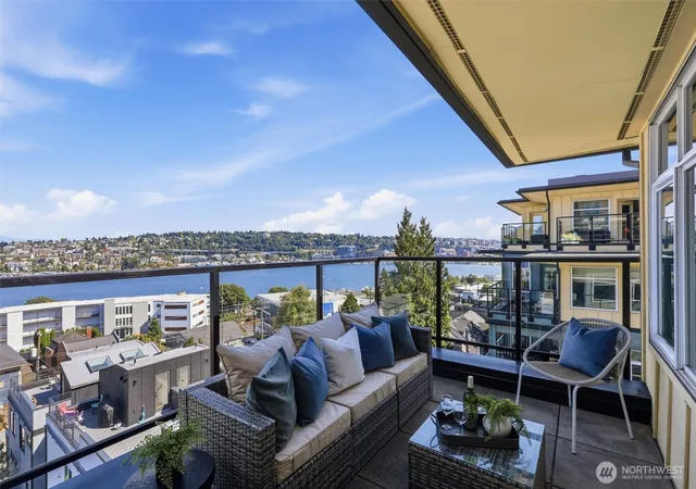 Condo for sale at 655 Crockett St #A408, Seattle, WA 98109 | MLS# NWM2587924