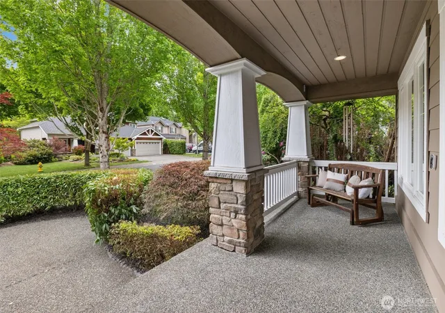 Photo 3 of Single family home for sale at 1021 271st Avenue Se, Sammamish, WA 98075 | MLS# NWM2587935 | Listing updated on 2026-10-03