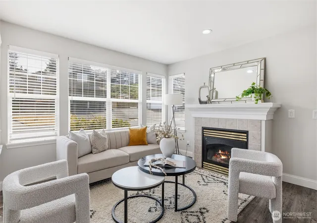 Photo 2 of Single family home for sale at 8658 S 123rd Street, Seattle, WA 98178 | MLS# NWM2587939 | Listing updated on 2026-10-01