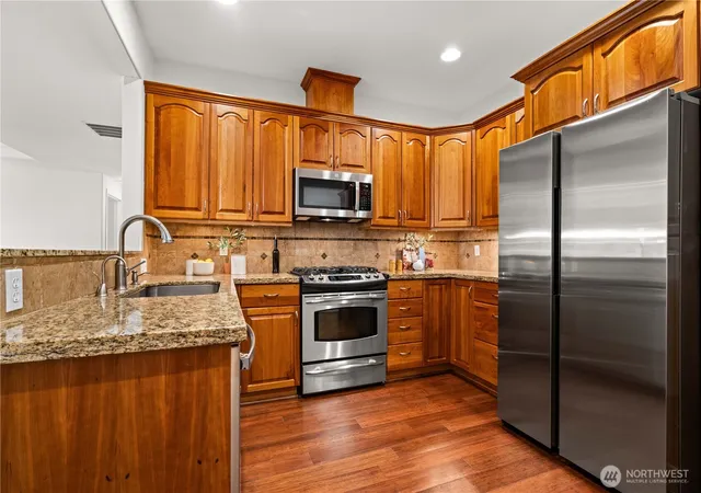 Photo 2 of Condo for sale at 4406 Providence Point Pl Se #101, Issaquah, WA 98029 | MLS# NWM2587944 | Listing updated on 2026-10-03
