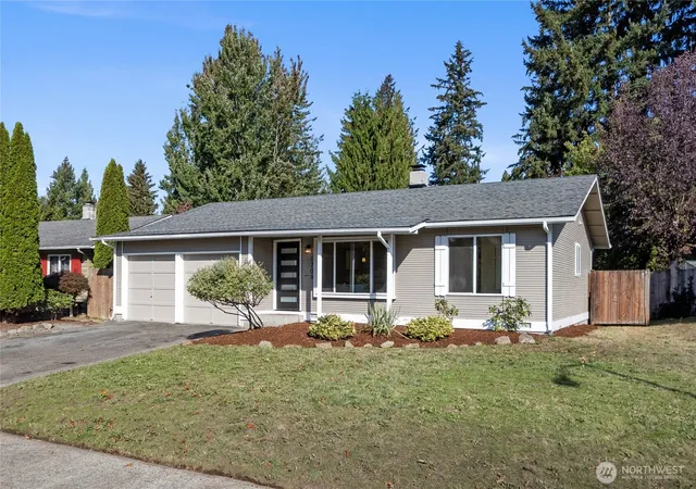 Single family home for sale at 1709 36th Street SE, Auburn, WA 98002 | MLS# NWM2587946