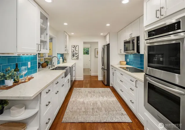 Photo 3 of Single family home for sale at 16616 212th Avenue NE, Woodinville, WA 98077 | MLS# NWM2587951 | Listing updated on 2026-10-02
