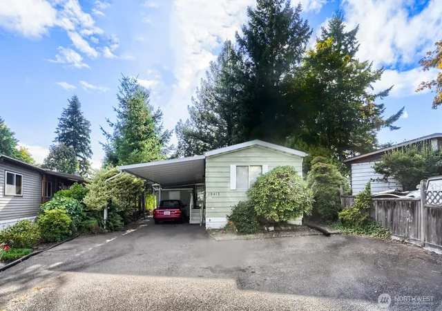 Photo 1 of Manufactured home for sale at 19417 129th Avenue Ne, Bothell, WA 98011 | MLS# NWM2587970 | Listing updated on 2026-10-19