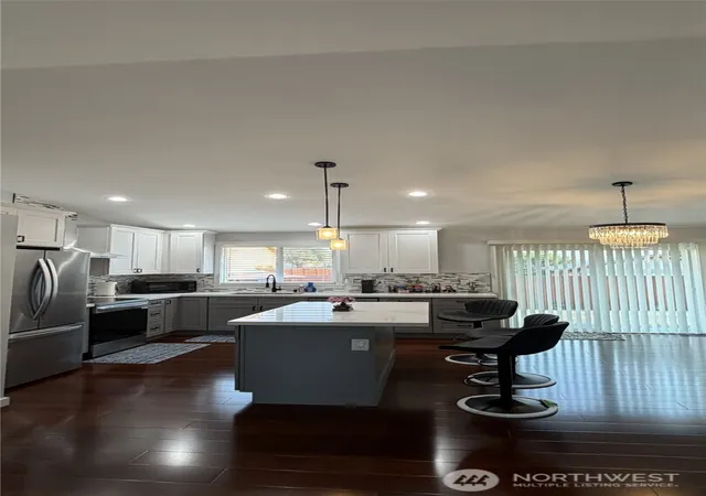 Photo 3 of Single family home for sale at 5204 59th Place NE, Marysville, WA 98270 | MLS# NWM2587978 | Listing updated on 2026-10-03