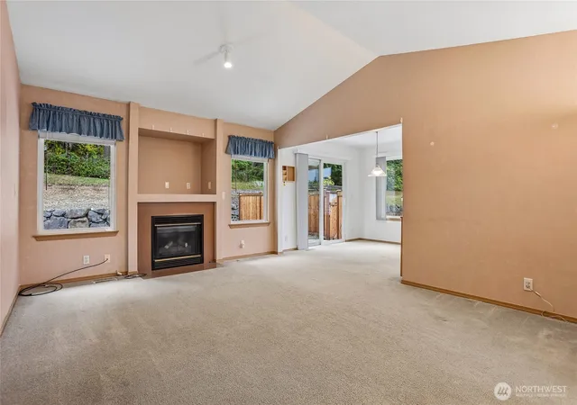 Photo 3 of Single family home for sale at 5818 133rd Place SW, Edmonds, WA 98026 | MLS# NWM2587981 | Listing updated on 2026-10-08