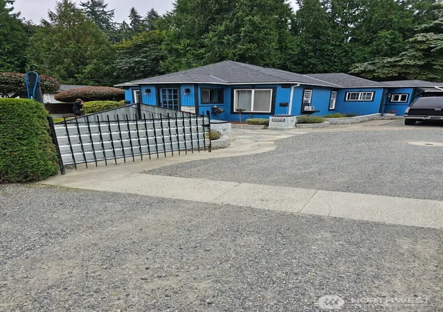 Photo 1 of Single family home for sale at 15205 Se 142nd Street, Renton, WA 98059 | MLS# NWM2587985 | Listing updated on 2026-09-28