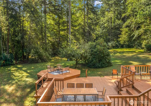 Photo 3 of Single family home for sale at 20506 Old Ml Rd Sw, Vashon, WA 98070 | MLS# NWM2587996 | Listing updated on 2026-10-02