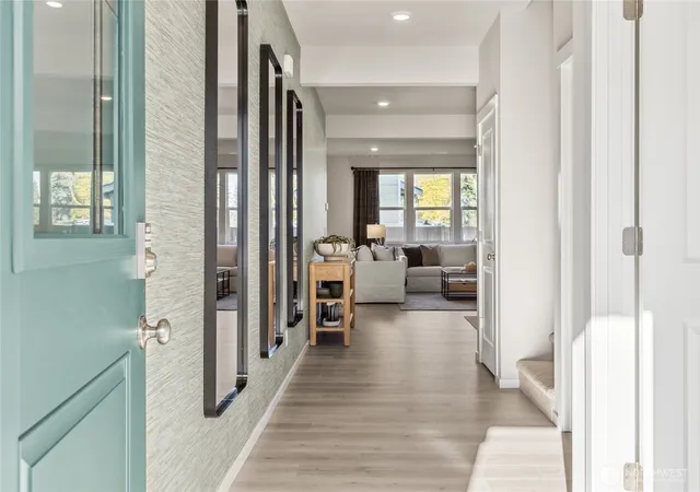Photo 2 of Single family home for sale at 2427 Trailside Dr Ne #95, Olympia, WA 98506 | MLS# NWM2588002 | Listing updated on 2026-10-02