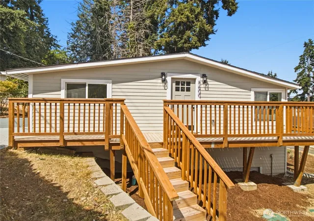 Single family home for sale at 5600 Ocean View Blvd NE, Bremerton, WA 98311 | MLS# NWM2588006