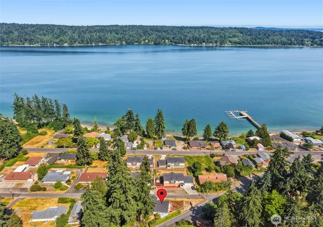 Photo 2 of Single family home for sale at 5600 Ocean View Blvd Ne, Bremerton, WA 98311 | MLS# NWM2588006 | Listing updated on 2026-09-30