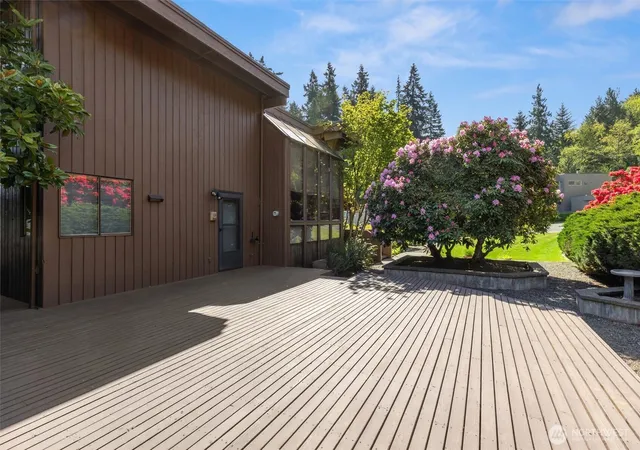 Photo 4 of Single family home for sale at 9520 Odin Way, Bothell, WA 98011 | MLS# NWM2588008 | Listing updated on 2026-09-29