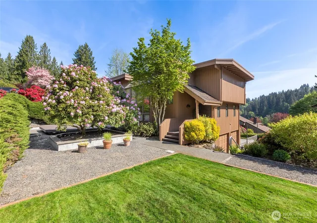 Photo 2 of Single family home for sale at 9520 Odin Way, Bothell, WA 98011 | MLS# NWM2588008 | Listing updated on 2026-09-29