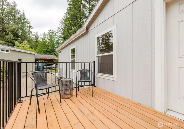 Photo 3 of Manufactured home for sale at 2535 70th Avenue SW #45, Tumwater, WA 98512 | MLS# NWM2588017 | Listing updated on 2026-09-26