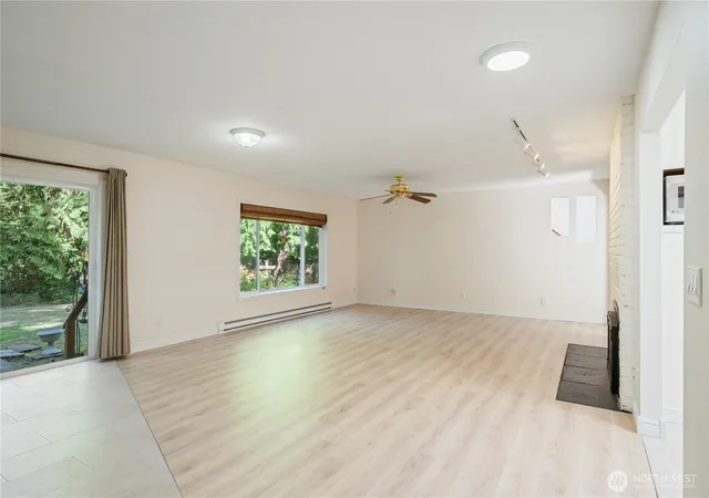 Photo 3 of Single family home for sale at 2949 Laurel Rd, Longview, WA 98632 | MLS# NWM2588031 | Listing updated on 2026-10-01