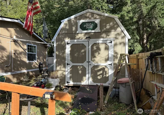 Photo 2 of Manufactured home for sale at 26850 Firwood Rd Ne, Kingston, WA 98346 | MLS# NWM2588036 | Listing updated on 2026-10-22