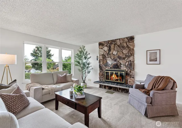 Photo 2 of Single family home for sale at 1216 N Woodlawn St, Tacoma, WA 98406 | MLS# NWM2588045 | Listing updated on 2026-10-01