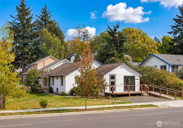 Single family home for sale at 782 Nash St, Friday Harbor, WA 98250 | MLS# NWM2588054