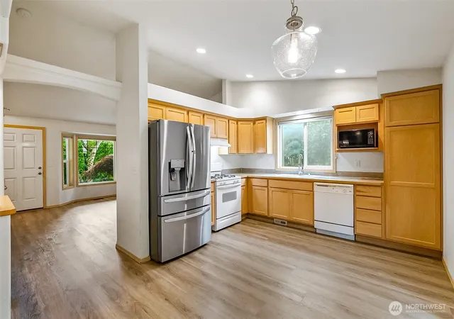 Photo 4 of Sale Pending at 8403 179th Place NE, Arlington, WA 98223 | MLS# NWM2588059 | Listing updated on 2026-09-29
