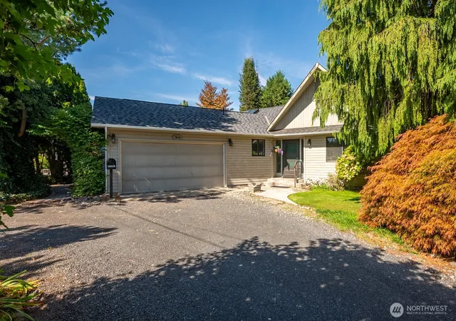 Photo 3 of Sale Pending at 19618 Nw Braeburn Dr, Soap Lake, WA 98851 | MLS# NWM2588064 | Listing updated on 2026-10-02