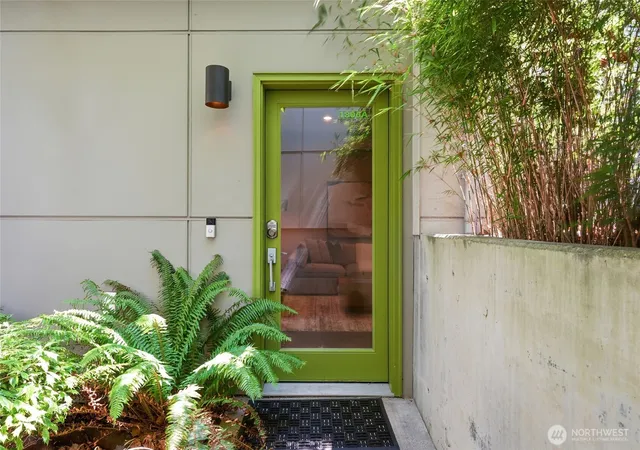 Photo 2 of Townhouse for sale at 1806 25th Avenue #A, Seattle, WA 98122 | MLS# NWM2588074 | Listing updated on 2026-09-28