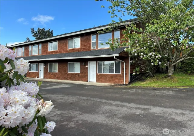 Photo 1 of Condo for sale at 1515 Ocean Beach Blvd N #101, Long Beach, WA 98631 | MLS# NWM2588075 | Listing updated on 2026-09-29