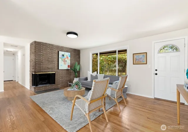 Photo 3 of Single family home for sale at 5706 Highland Rd, Everett, WA 98203 | MLS# NWM2588079 | Listing updated on 2026-09-30
