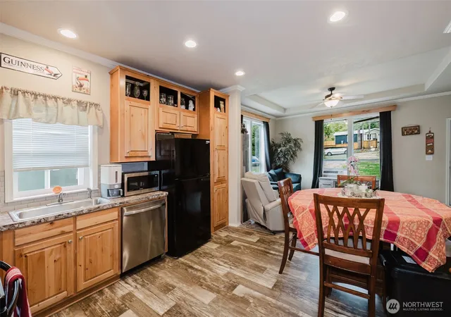 Photo 3 of Manufactured home for sale at 91 E Ashwood Ln, Shelton, WA 98584 | MLS# NWM2588083 | Listing updated on 2026-10-01
