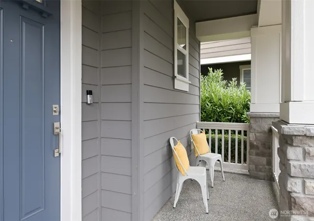 Photo 3 of Single family home for sale at 10279 238th Place Ne, Redmond, WA 98053 | MLS# NWM2588093 | Listing updated on 2026-10-02