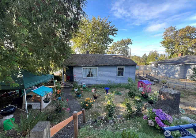 Single family home for sale at 7212 S 126th Street, Seattle, WA 98178 | MLS# NWM2588094