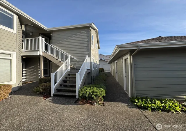 Photo 3 of Condo for sale at 5020 Festival Blvd #2D, Bellingham, WA 98226 | MLS# NWM2588101 | Listing updated on 2026-09-28