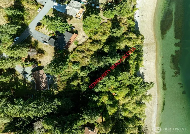 Photo 4 of Single family home for sale at 3363 Greenbank Dr, Greenbank, WA 98253 | MLS# NWM2588103 | Listing updated on 2026-10-20